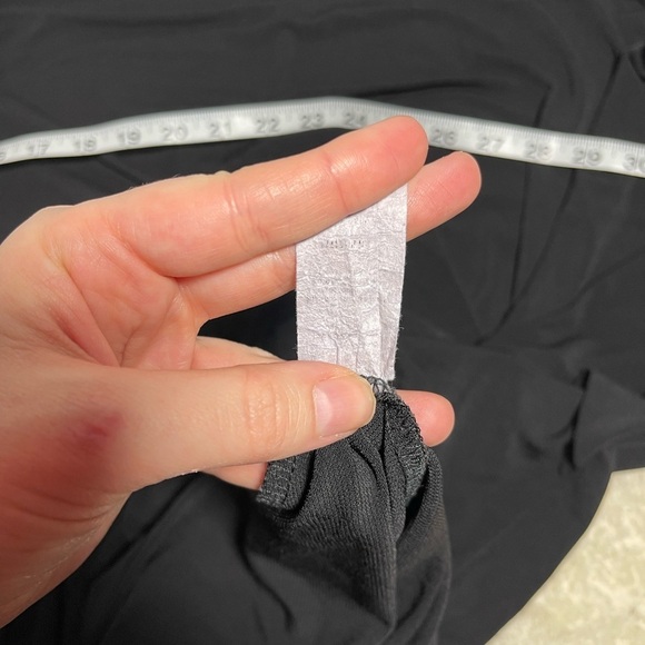 Gilli Black Sheath Midi Dress for Cocktail - Picture 6 of 7